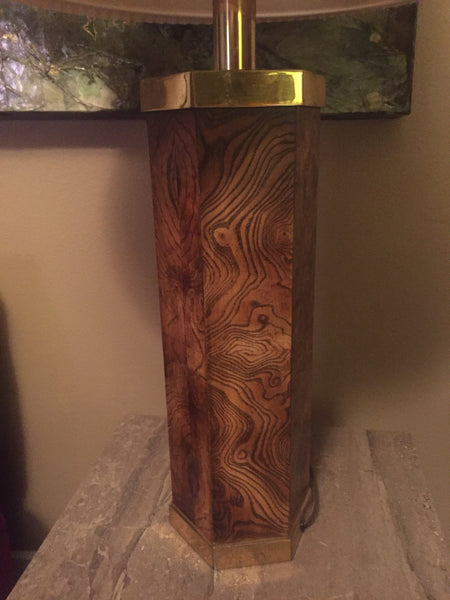 Vintage Hexagon Burled Wood and Brass Tall Table Lamp in the style of Milo Baughman