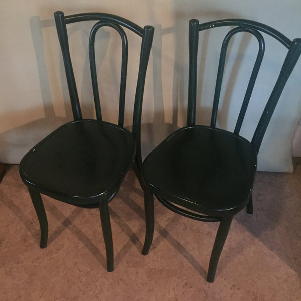 Set of 2 Antique Bentwood Chairs in the style of Michael Thonet 1900's