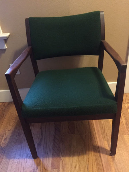 Mid Century Modern Jens Risom style Walnut Arm Chair office chair side chair- Excellent condition!