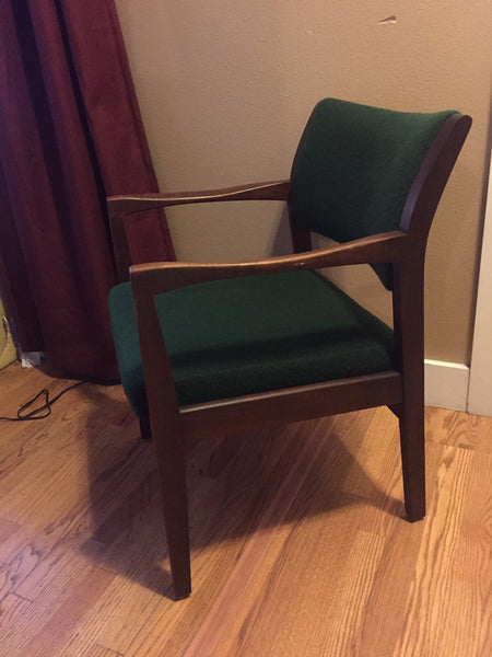 Mid Century Modern Jens Risom style Walnut Arm Chair office chair side chair- Excellent condition!