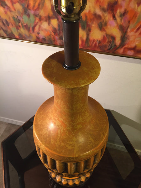 Retro Mid Century Vintage Painted Metal Lamp Hollywood Regency