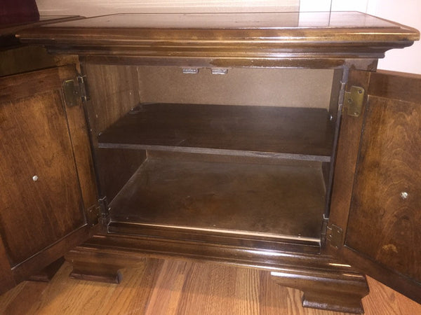 Pair of Vintage Walnut Nightstands, sidetables, small cabinets