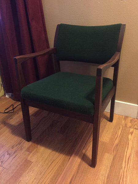 Mid Century Modern Jens Risom style Walnut Arm Chair office chair side chair- Excellent condition!