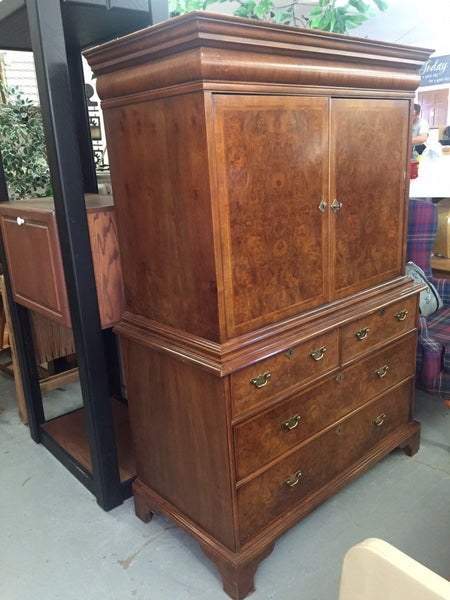 Vintage Century Furniture Company British National Trust Collection Burlwood Chest of Drawers/ Entertainment Chest/ Dresser
