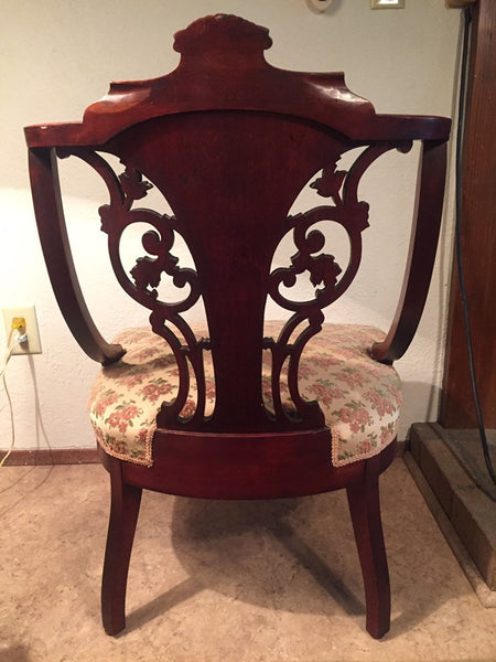 Antique Carved Lion’s Head Parlor Chair