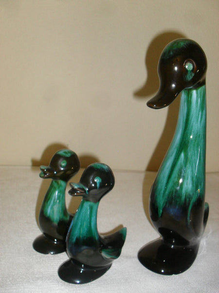 Vintage Mid Century BMP Blue Mountain Pottery Walking Duck & Ducklings