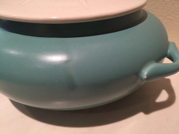 Vintage Pottery A. C. Davey of California #316 casserole dish with