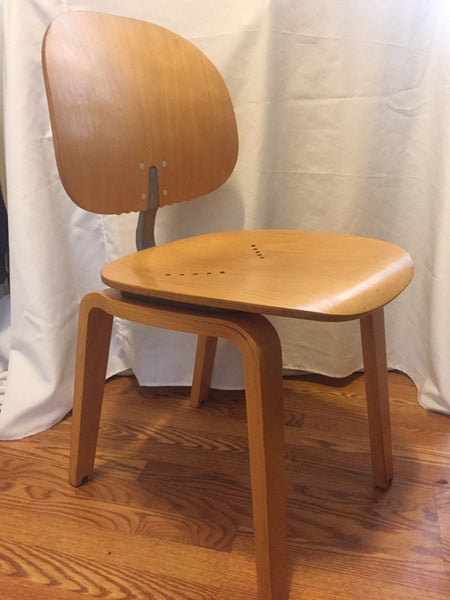 Pair of Giancarlo Piretti "Xylon" Chairs designed for KI ( Kruegar International)