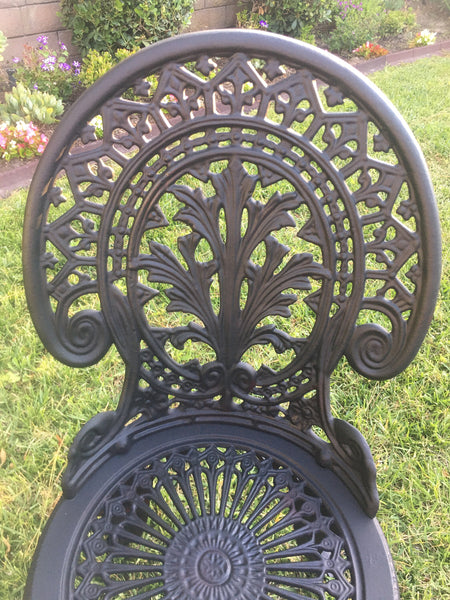 Vintage Cast Aluminum Patio Set, 4 chairs and dining table