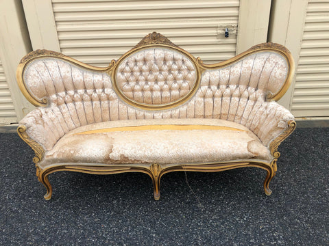 Vintage Victorian style Tufted Sofa- needs reupholstery